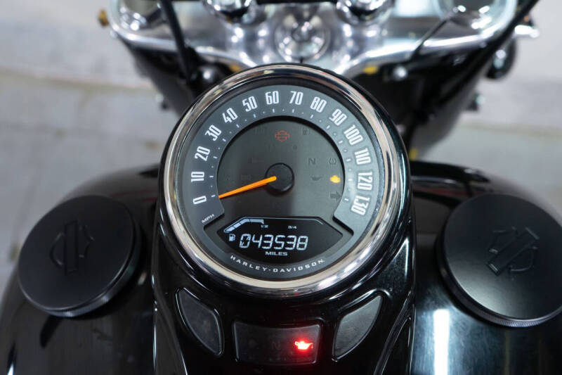 2018 Harley-Davidson Heritage Classic 114