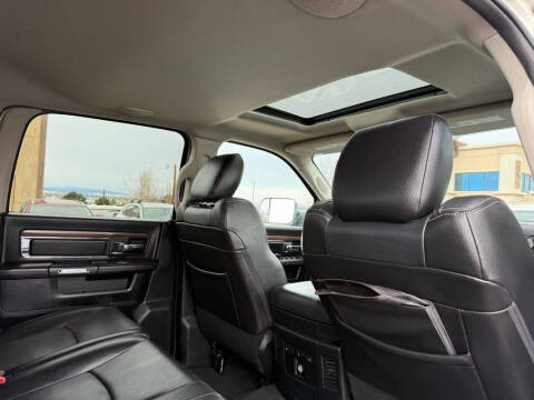 2016 RAM 3500 Laramie