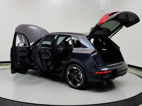 2020 Audi SQ5 3.0T quattro Premium Plus