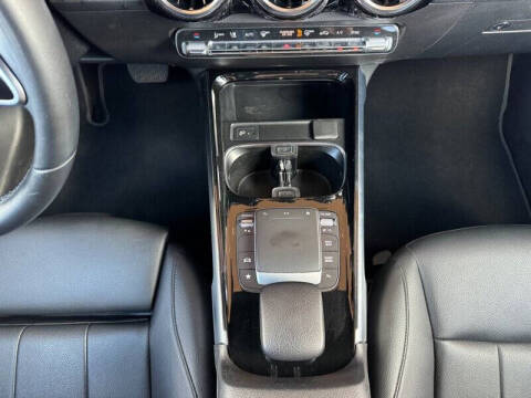 2022 Mercedes-Benz GLB GLB 250 4MATIC