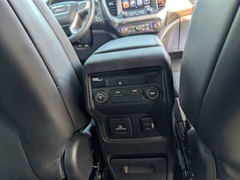 2017 GMC Acadia SLT-1