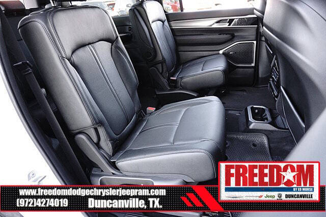 2025 Jeep Wagoneer Carbide