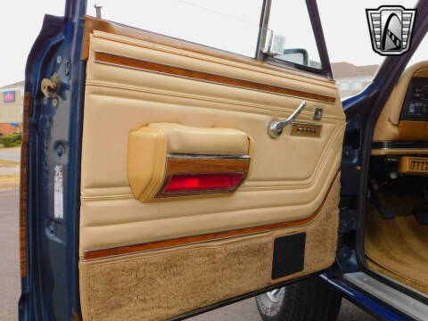 1989 Jeep Grand Wagoneer