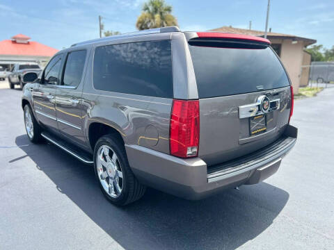 2013 Cadillac Escalade ESV Luxury