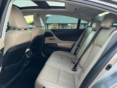 2021 Lexus ES 350 Ultra Luxury