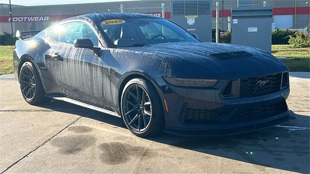 2025 Ford Mustang Dark Horse