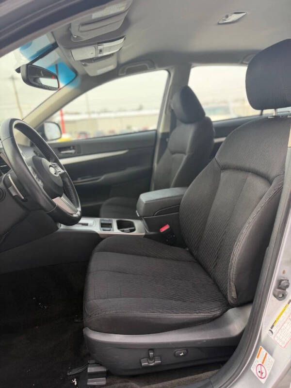 2011 Subaru Legacy 2.5i Premium