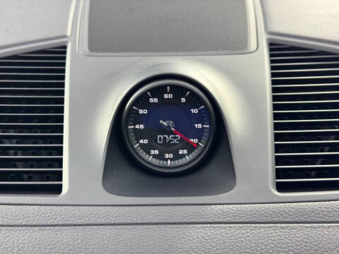 2022 Porsche Cayenne Coupe Platinum Edition