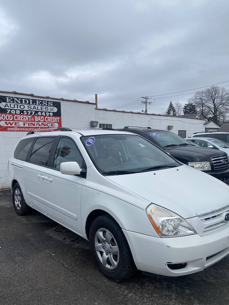 2010 Kia Sedona for sale at Endless auto in Blue Island, IL