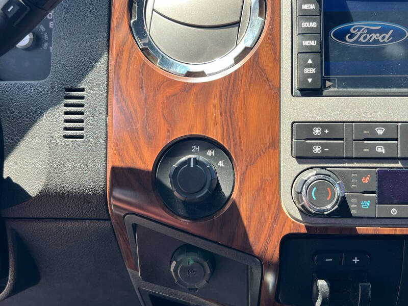 2011 Ford F-450 Super Duty Lariat