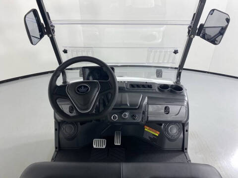 2025 Evolution MAVERICK 4 PLUS