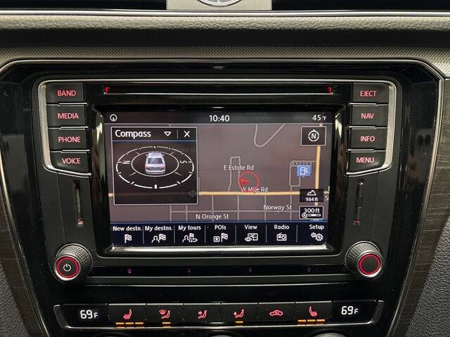 2016 Volkswagen Passat 1.8T SEL Premium