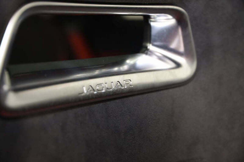 2024 Jaguar F-PACE SVR