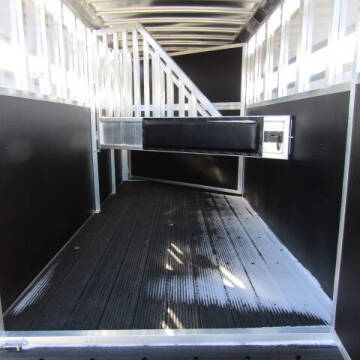 2025 BAR - M 17FT STOCK COMBO TRAILER
