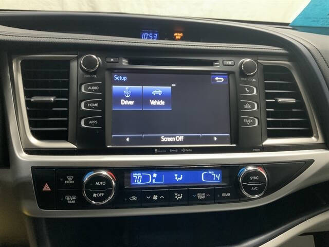 2018 Toyota Highlander LE