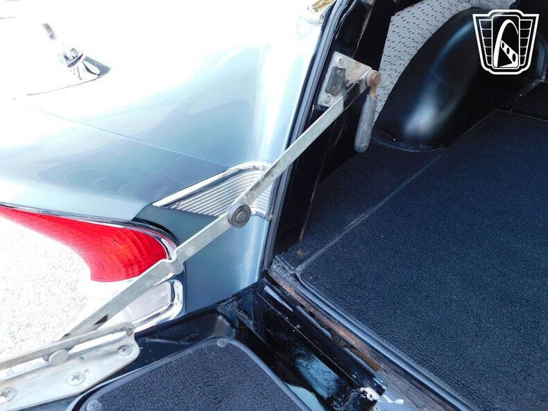 1957 Packard Clipper