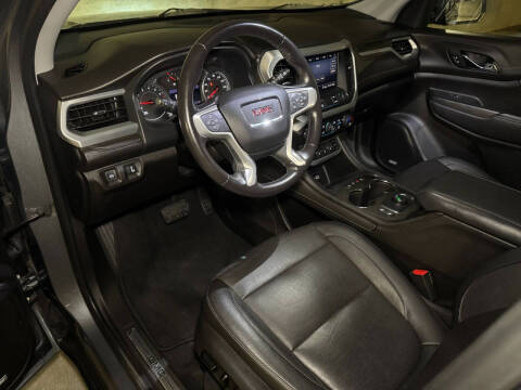 2020 GMC Acadia SLT