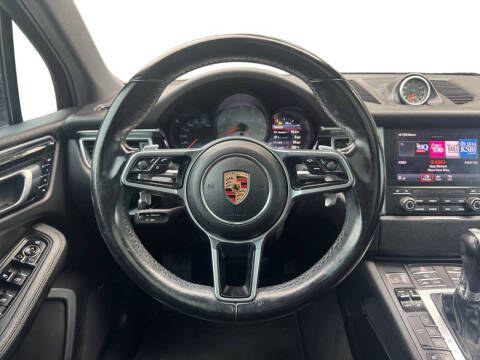 2017 Porsche Macan S