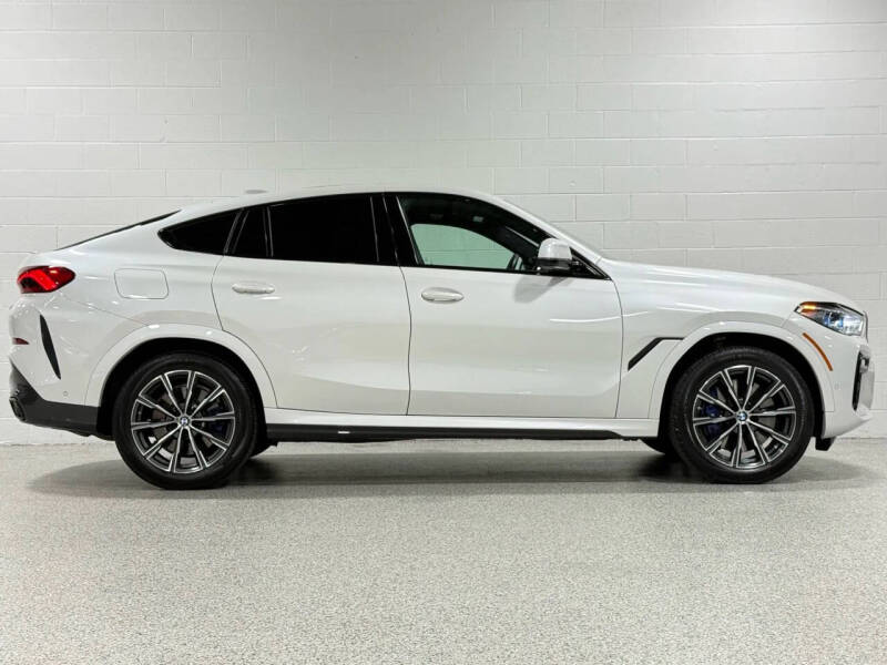 2021 BMW X6 M50i