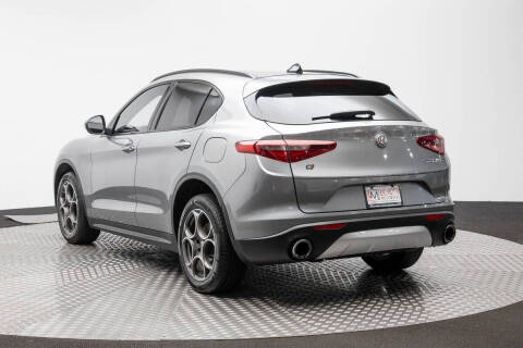2018 Alfa Romeo Stelvio Sport
