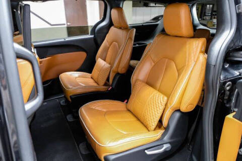 2022 Chrysler Pacifica Hybrid Pinnacle