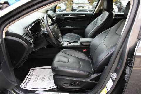 2020 Ford Fusion Titanium