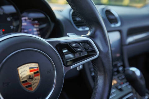 2021 Porsche 718 Boxster