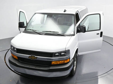 2025 Chevrolet Express LT 3500