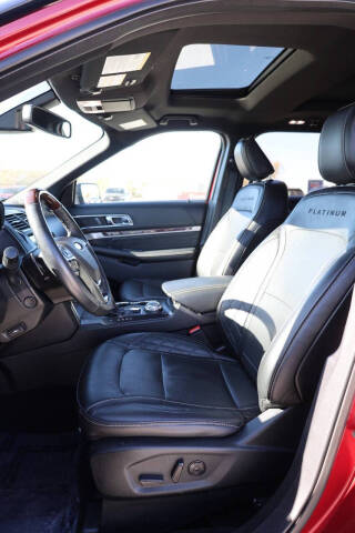 2019 Ford Explorer Platinum