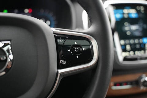 2023 Volvo XC90 B6 Plus Bright Theme 7P