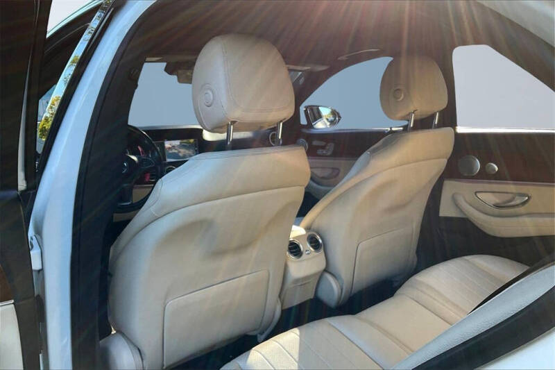 2018 Mercedes-Benz E-Class E 300