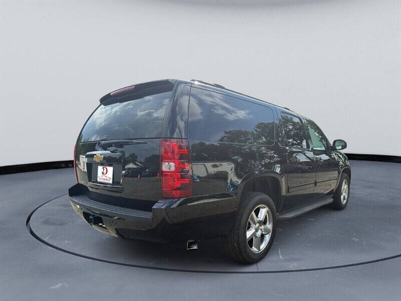 2013 Chevrolet Suburban LT