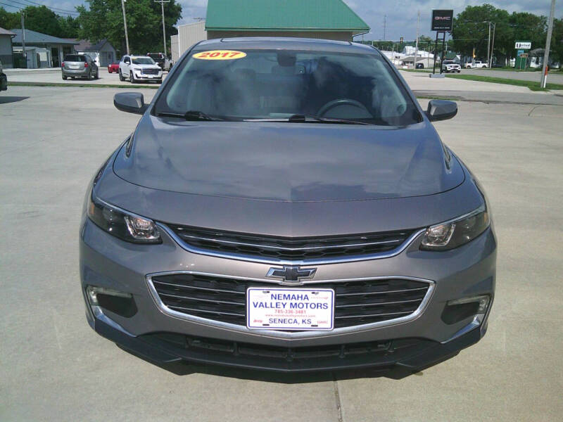 Used 2017 Chevrolet Malibu 1LT with VIN 1G1ZE5ST0HF272000 for sale in Kansas City