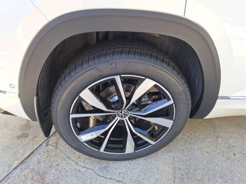 2026 Volkswagen Atlas Cross Sport SEL Premium R-Line 4Motion