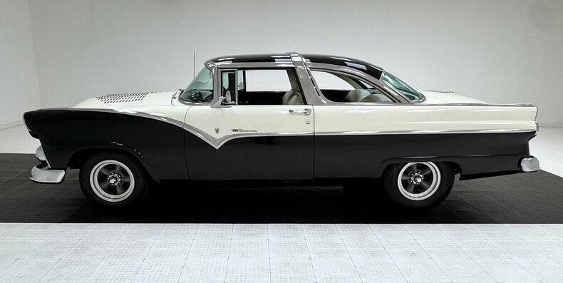 1955 Ford Fairlane