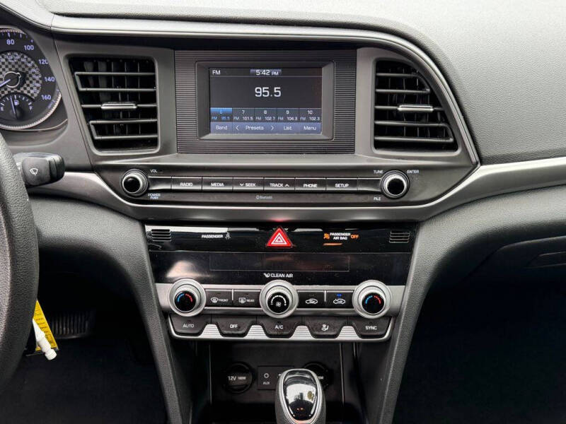 2020 Hyundai Elantra