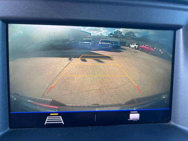 2022 GMC Canyon Elevation Standard