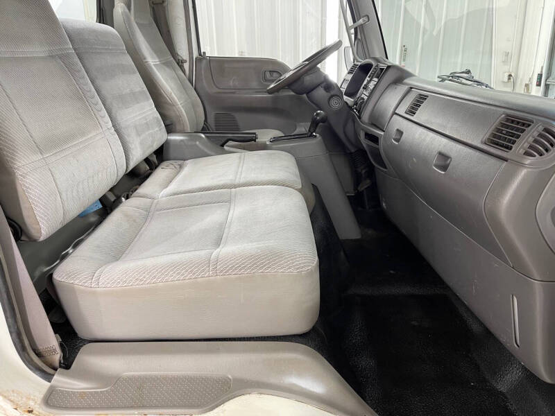 2006 International CF 500