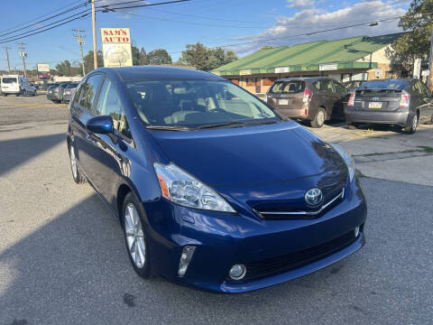 2013 Toyota Prius v Five