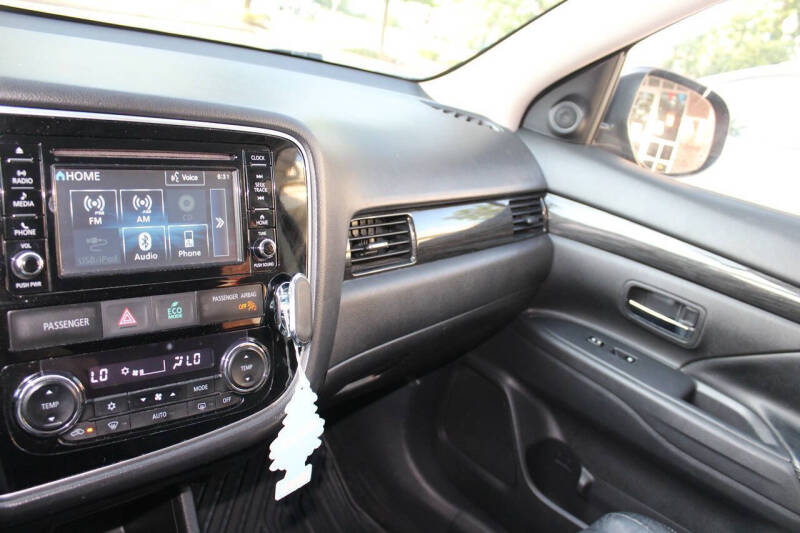 2016 Mitsubishi Outlander SEL