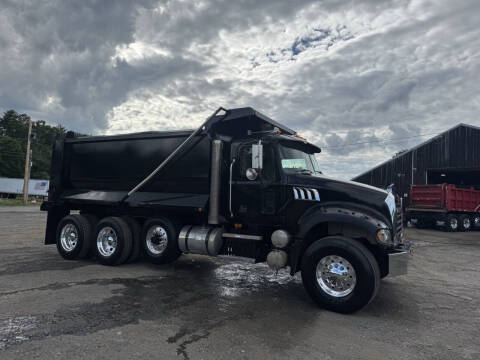 2009 Mack Granite