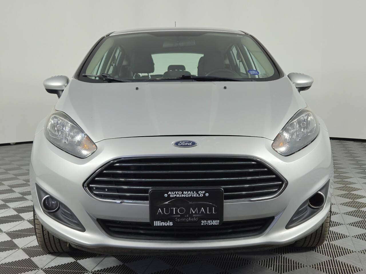 Silver 2019 Ford Fiesta SE SE 4dr Hatchback 2