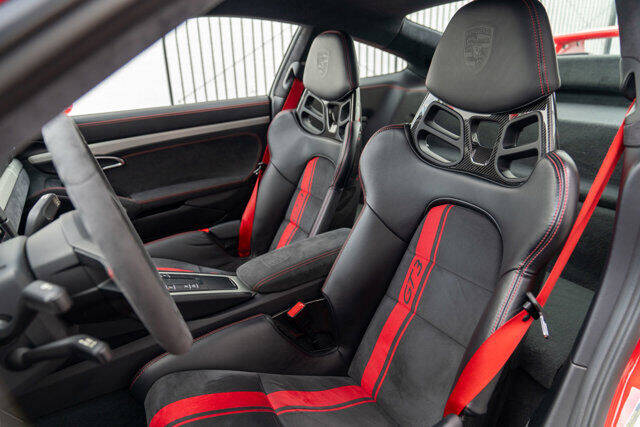 2018 Porsche 911 10