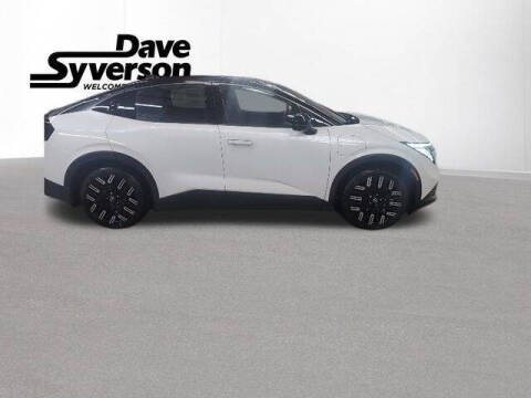 2026 Nissan LEAF Platinum+