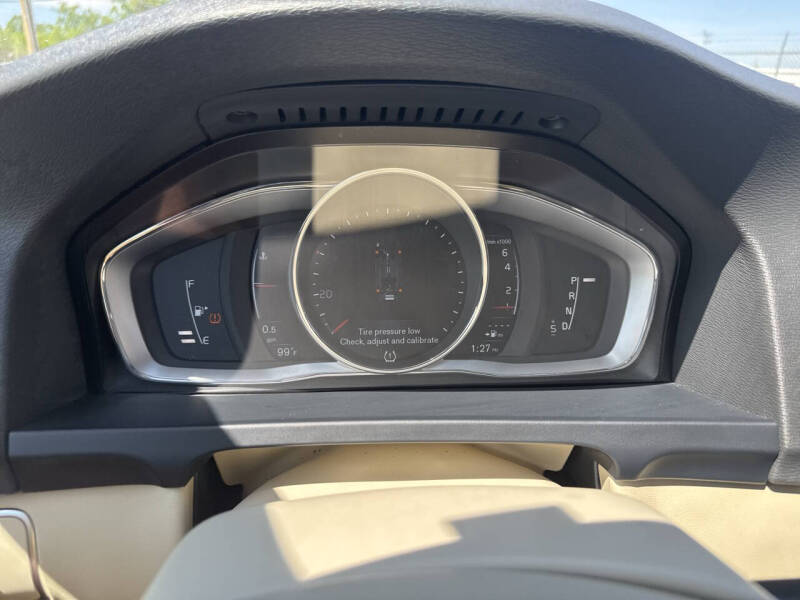 2016 Volvo V60 Platinum - Photo 19