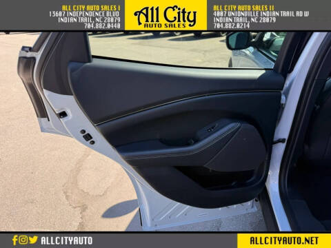 2023 Ford Mustang Mach-E Select