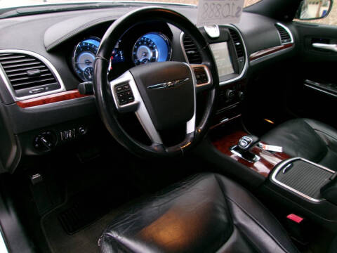 2012 Chrysler 300 Limited