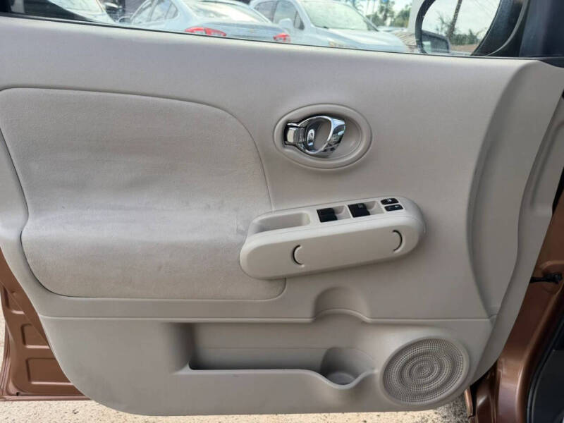 2011 Nissan cube