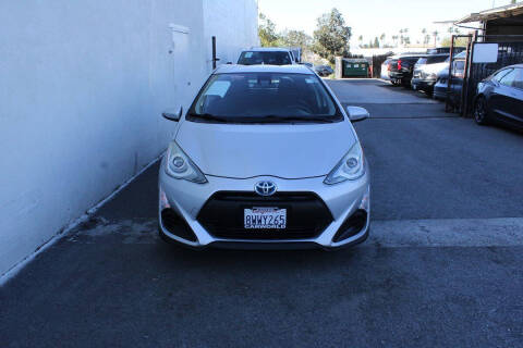 2017 Toyota Prius c One