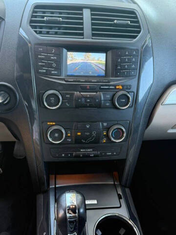 2018 Ford Explorer